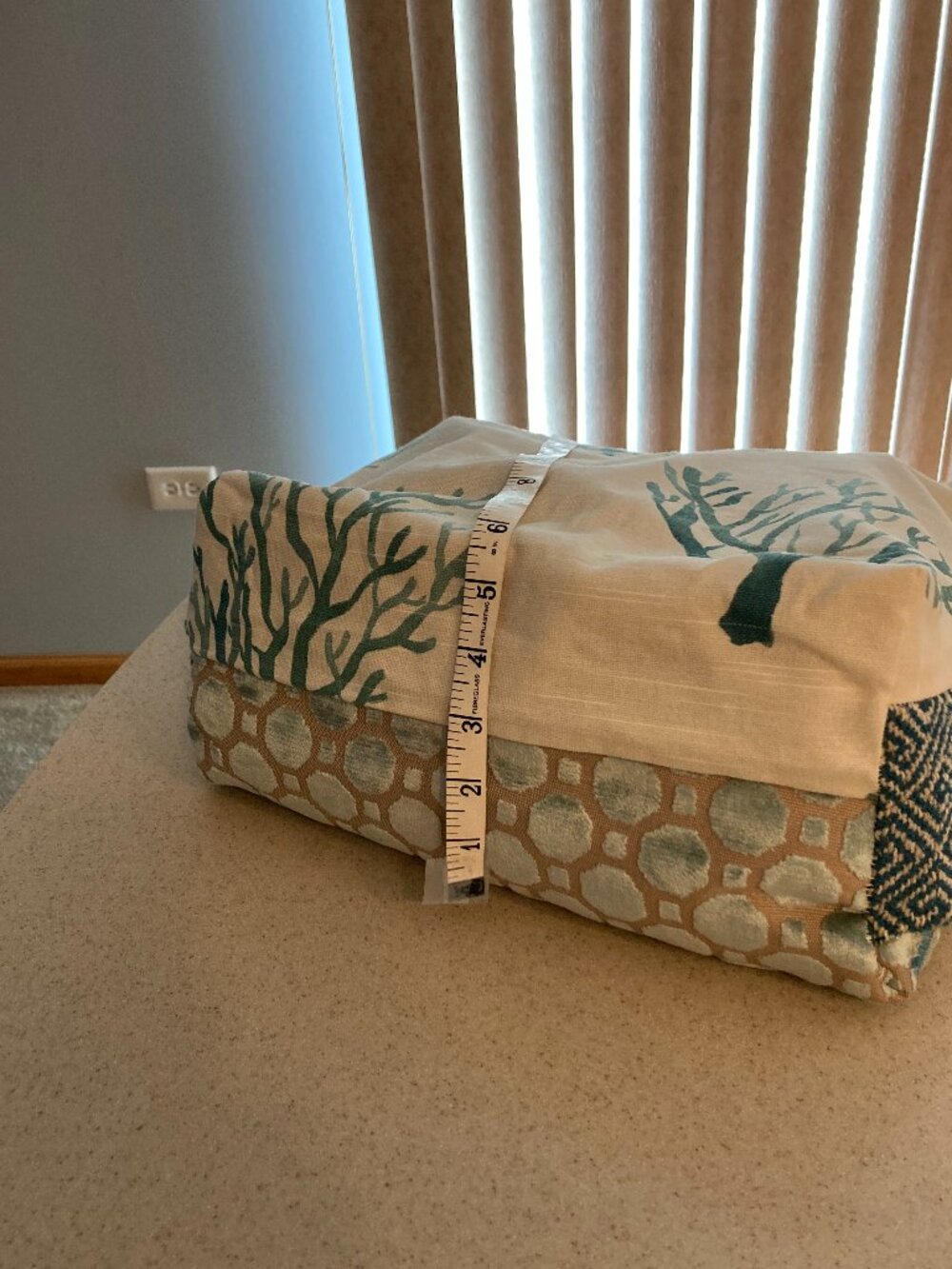 NWOT Handcrafted Tote Blues/Greens - Very Beachy - Picture 9 of 13